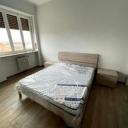Apartment Derna - Affitto Casa Turin